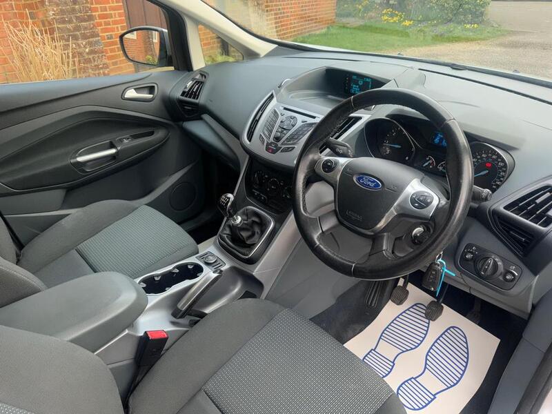 View FORD GRAND C-MAX 1.6 TDCi Zetec