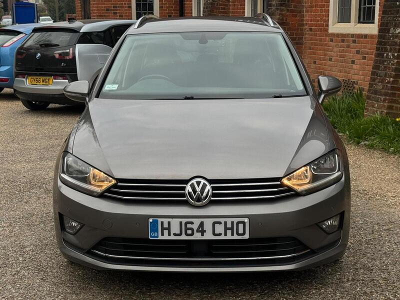 VOLKSWAGEN GOLF SV