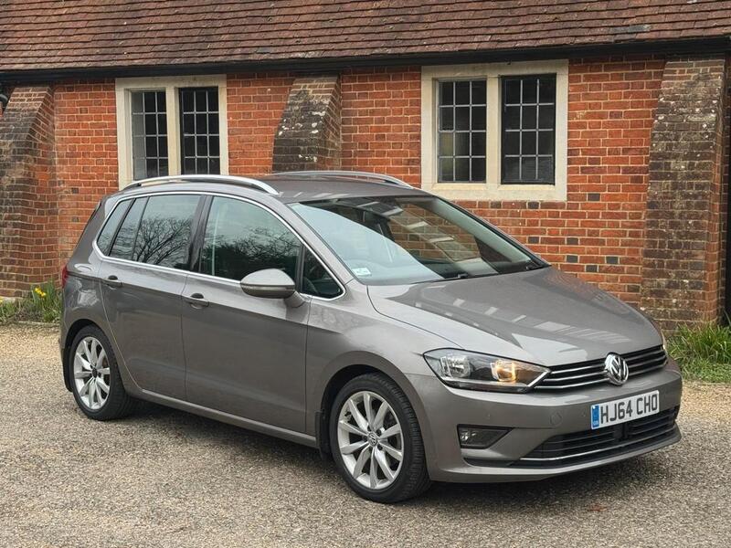 VOLKSWAGEN GOLF SV