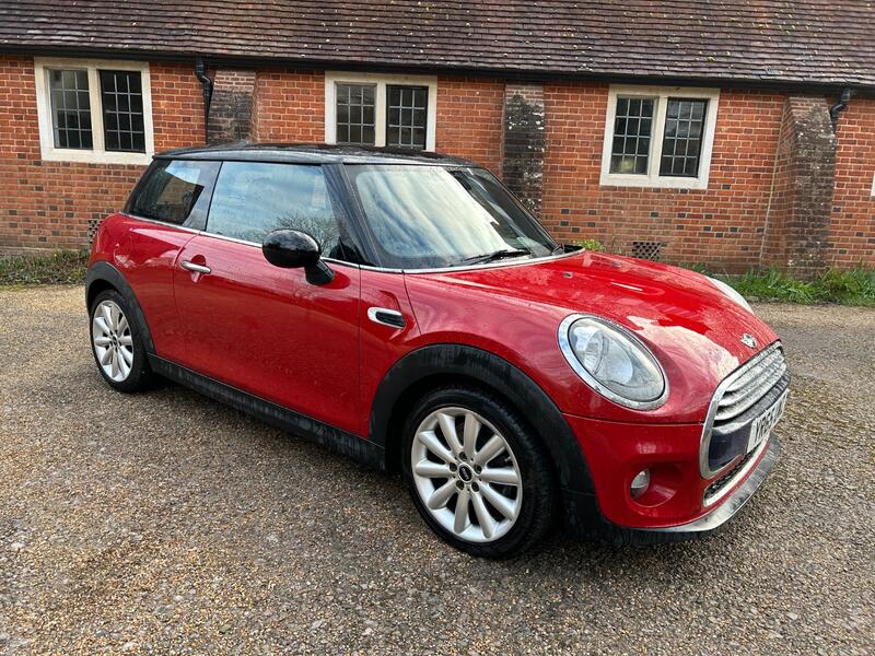 MINI HATCH