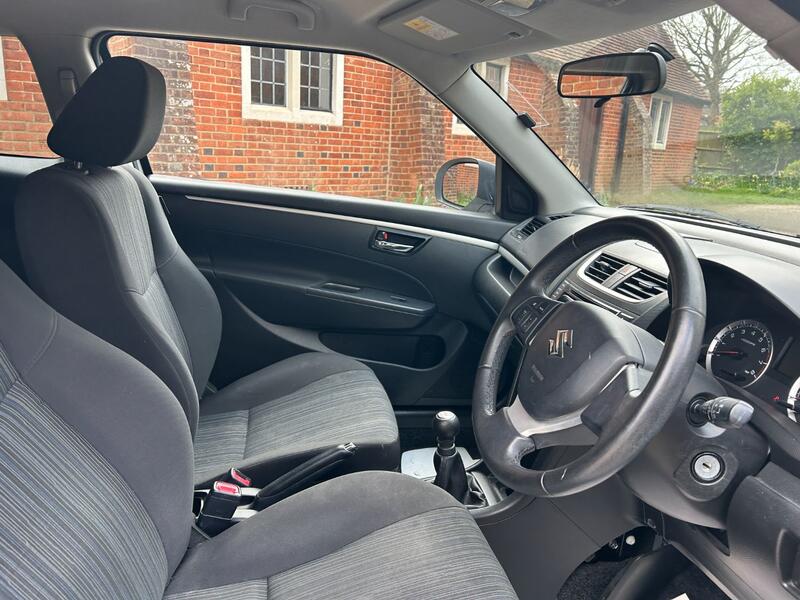 View SUZUKI SWIFT 1.2 SZ3