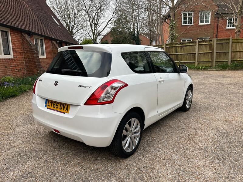 SUZUKI SWIFT