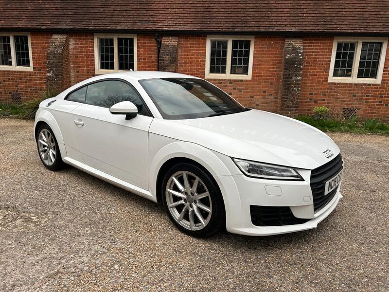 AUDI TT