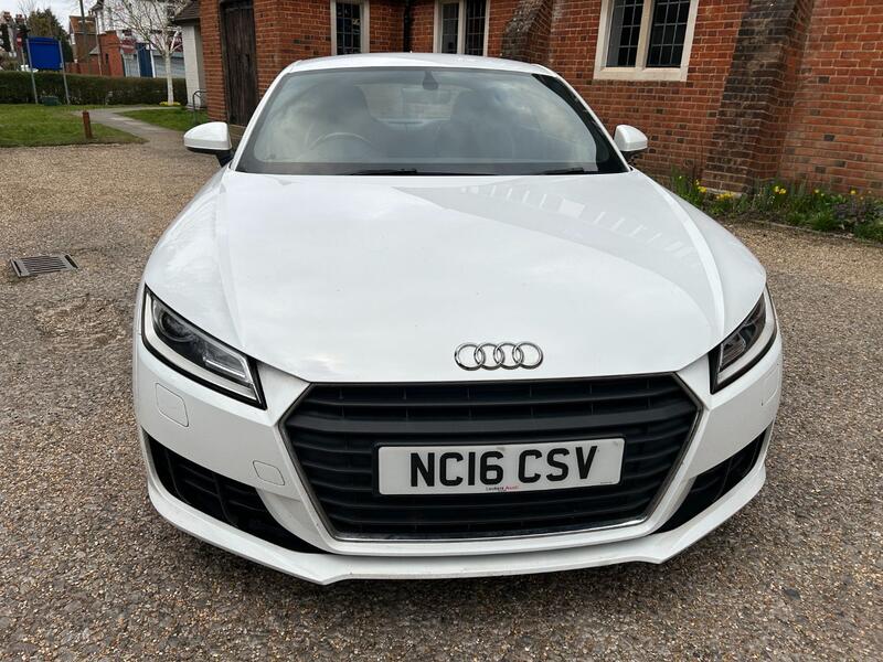 AUDI TT