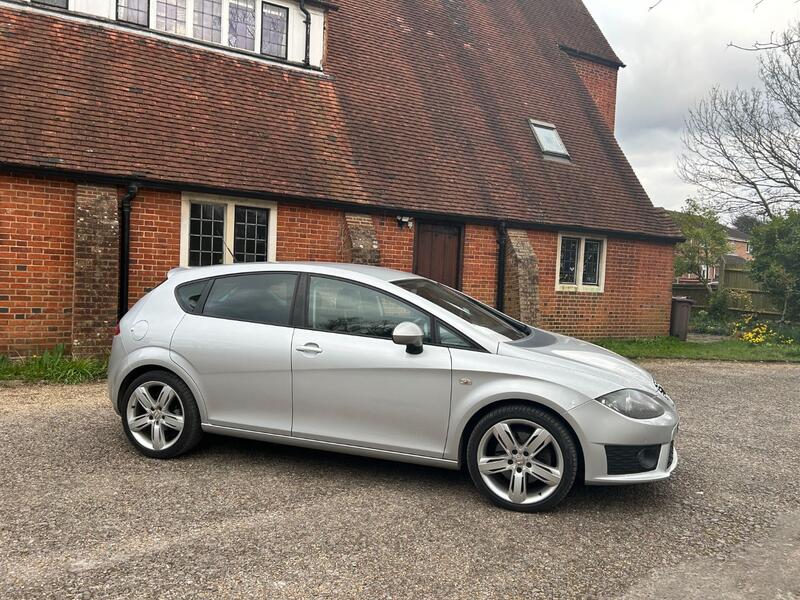 View SEAT LEON 2.0 TDI CR FR+