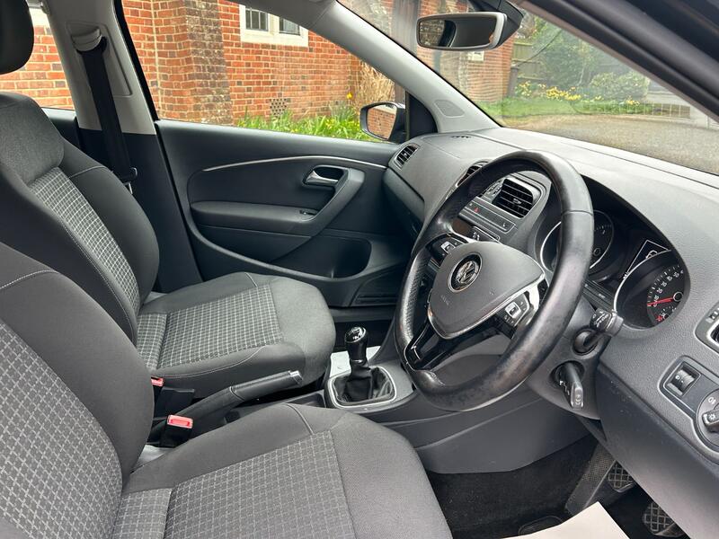 View VOLKSWAGEN POLO 1.2 TSI BlueMotion Tech SE