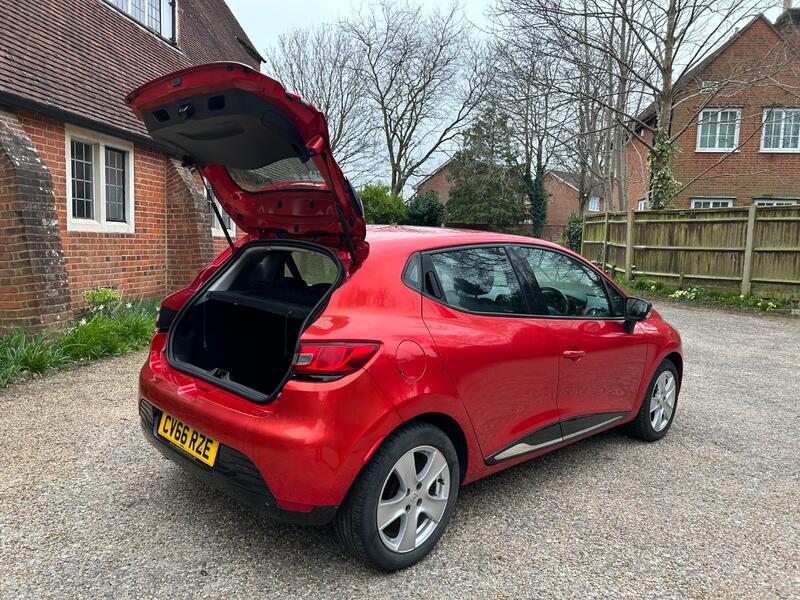 RENAULT CLIO