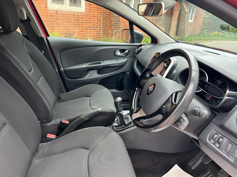 View RENAULT CLIO 1.2 Dynamique Nav 1.2 16V 75
