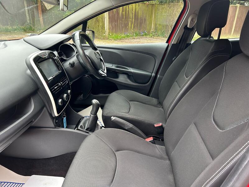 View RENAULT CLIO 1.2 Dynamique Nav 1.2 16V 75