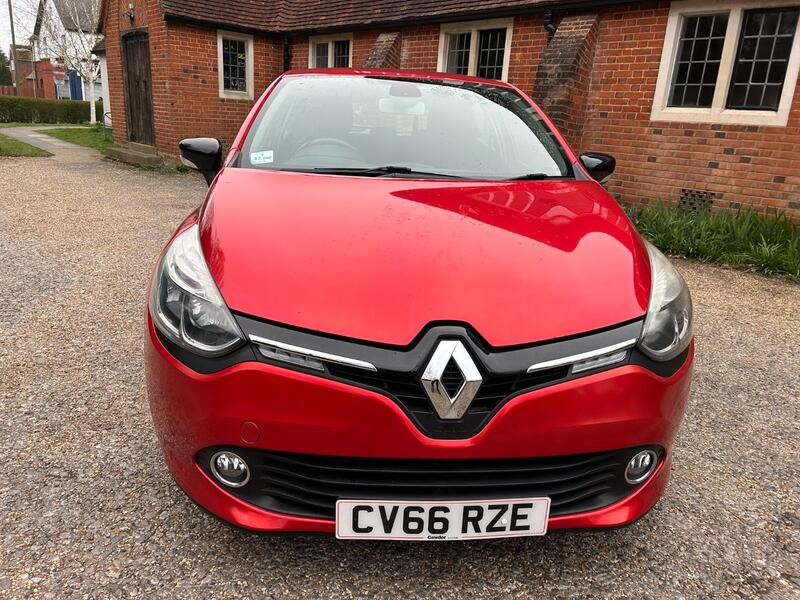 RENAULT CLIO