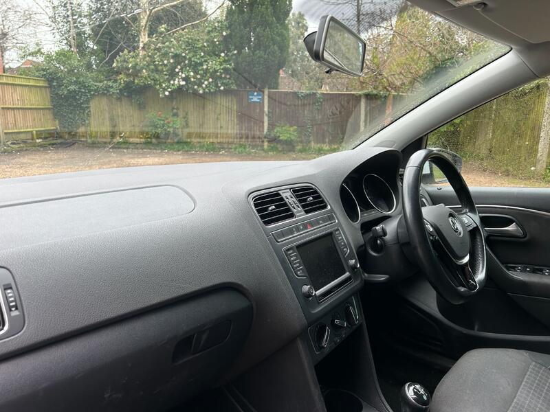 View VOLKSWAGEN POLO 1.2 TSI BlueMotion Tech Match