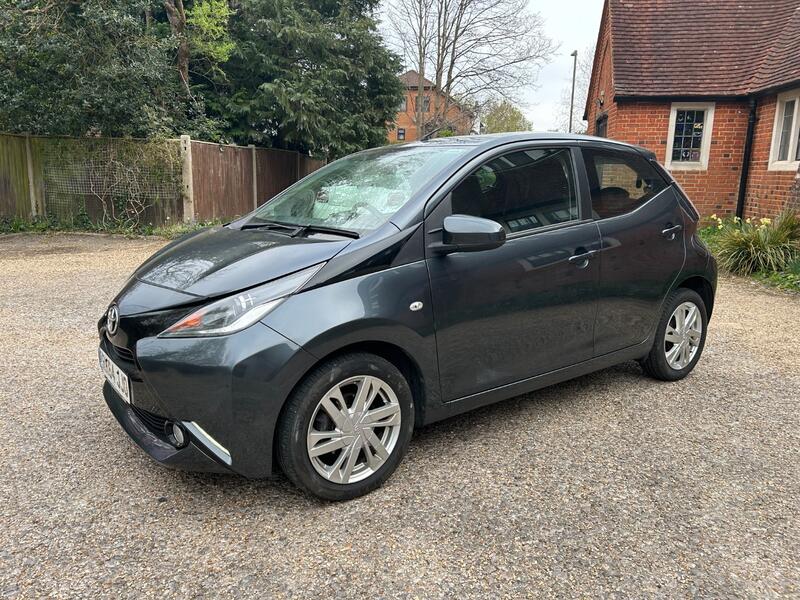 TOYOTA AYGO