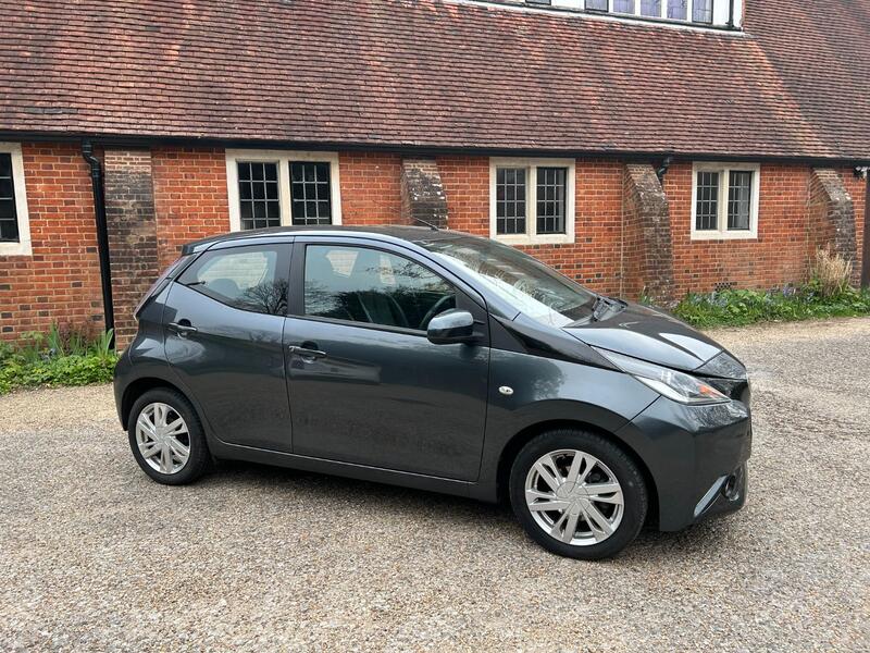 View TOYOTA AYGO 1.0 VVT-i x-pression