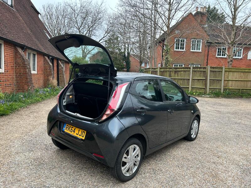 TOYOTA AYGO