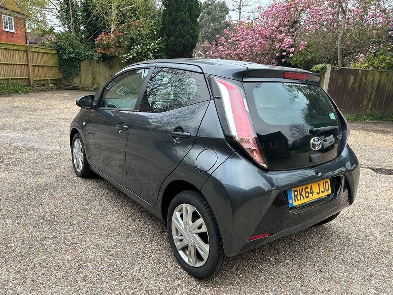 TOYOTA AYGO