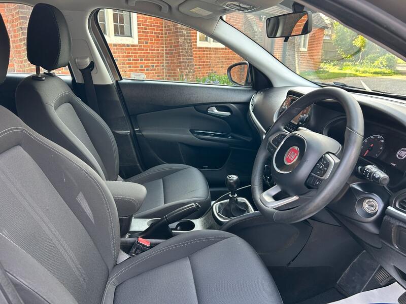 View FIAT TIPO 1.4 Tipo Hatchback 1.4 95hp Easy Plus