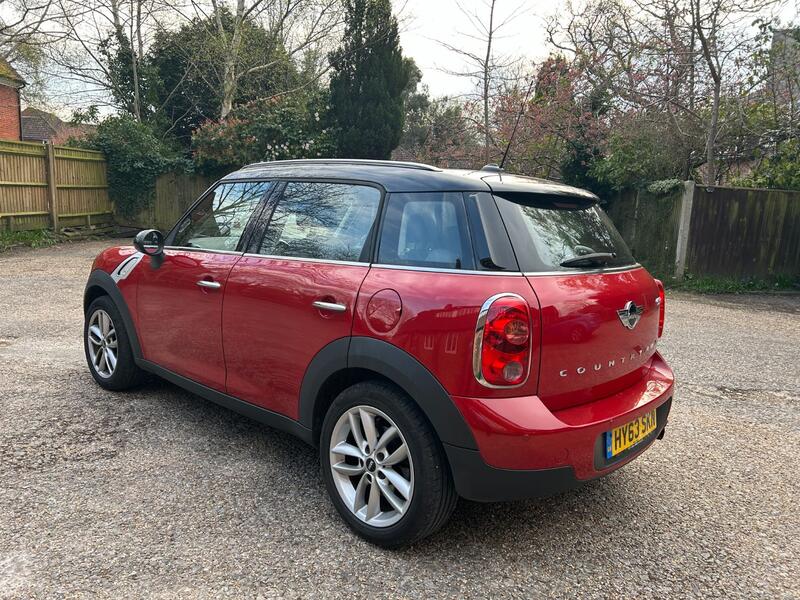 MINI COUNTRYMAN
