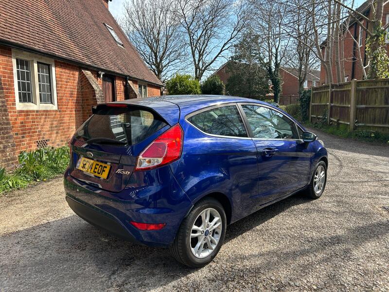 FORD FIESTA