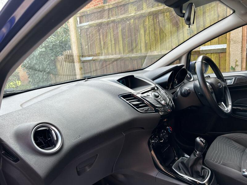 FORD FIESTA