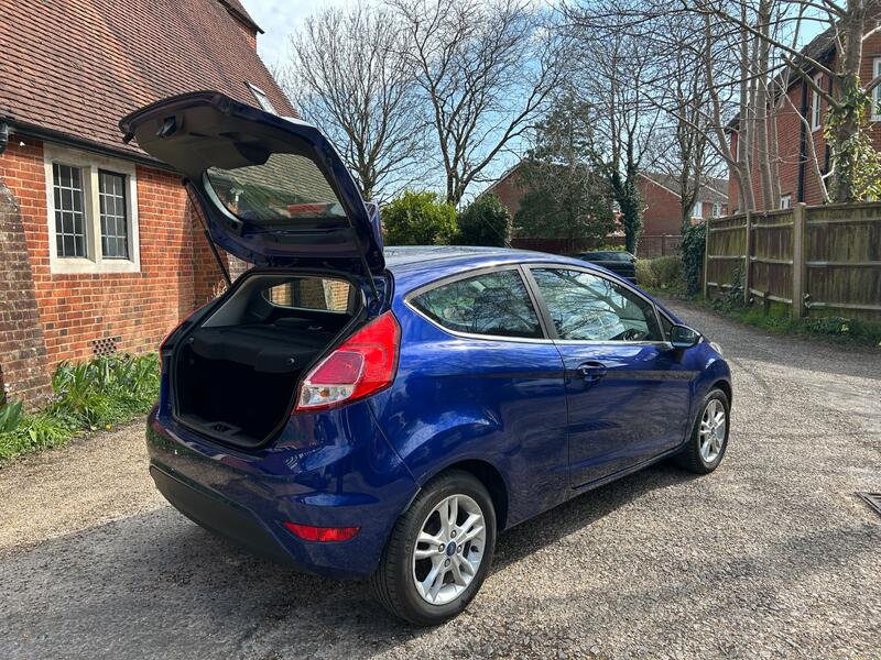FORD FIESTA