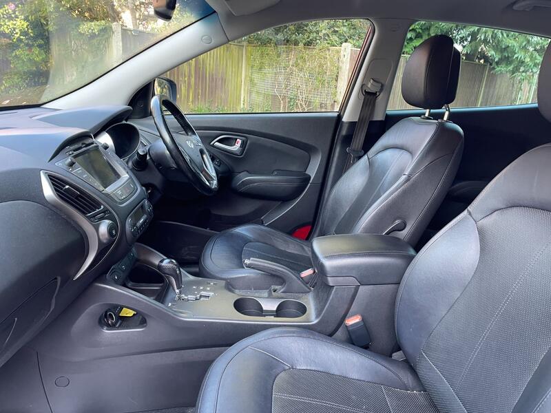 View HYUNDAI IX35 2.0 CRDi Premium