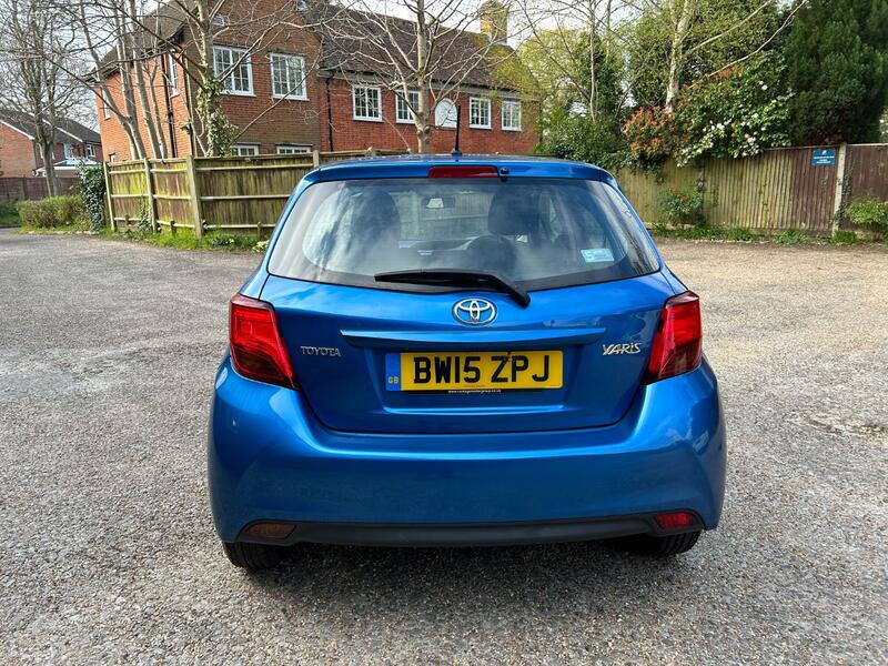 TOYOTA YARIS