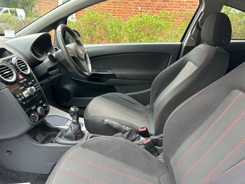 View VAUXHALL CORSA 1.4 16V SXi