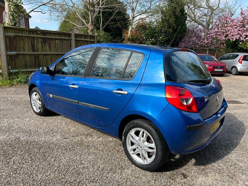 RENAULT CLIO