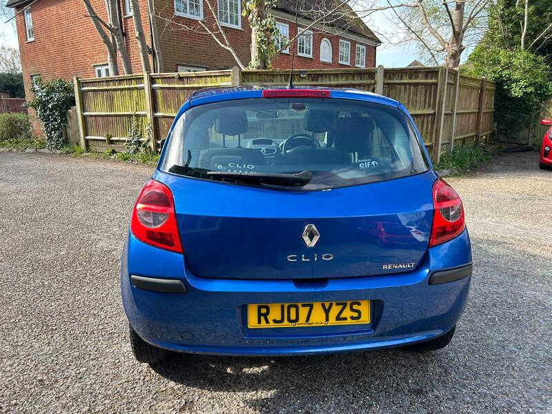 RENAULT CLIO