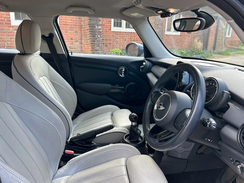 View MINI HATCH 1.5 5-Door Hatch Cooper