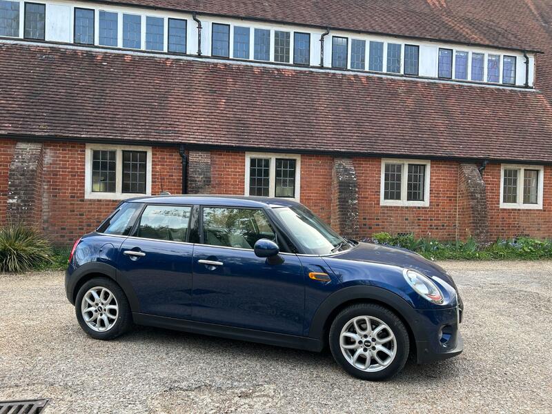 View MINI HATCH 1.5 5-Door Hatch Cooper