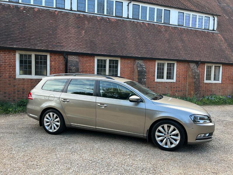 View VOLKSWAGEN PASSAT 1.8 TSI Highline