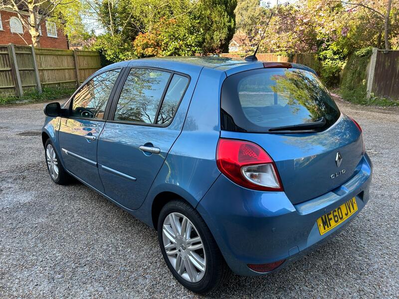 RENAULT CLIO