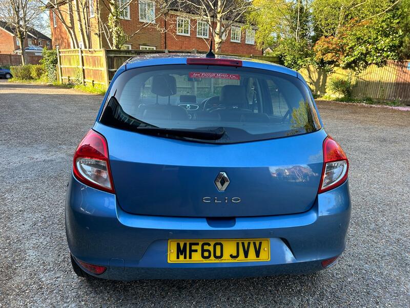 RENAULT CLIO