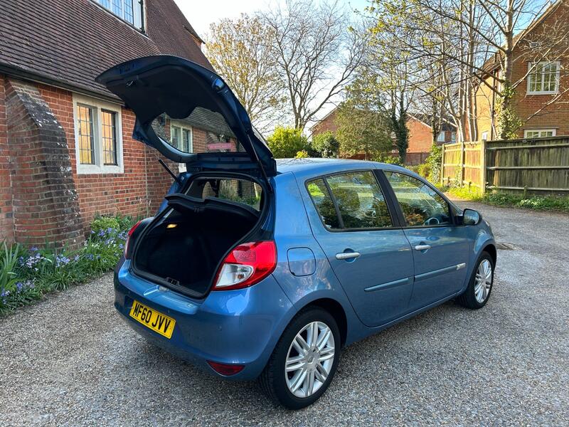 RENAULT CLIO