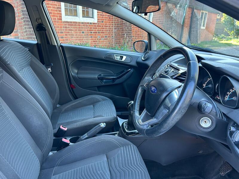 View FORD FIESTA 1.3 Zetec