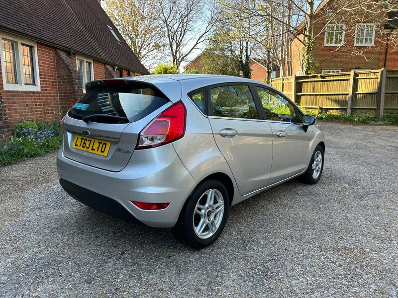 FORD FIESTA