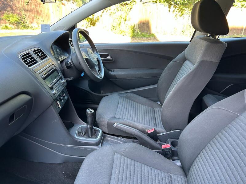 View VOLKSWAGEN POLO 1.4 SE