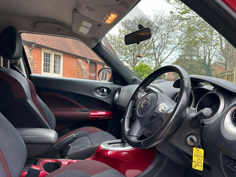 View NISSAN JUKE 1.6 Acenta Premium Automatic