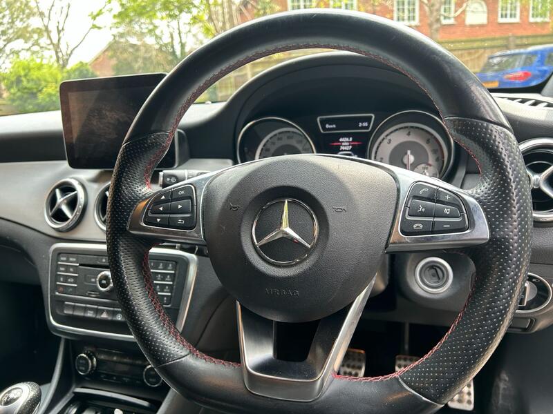 MERCEDES-BENZ GLA CLASS