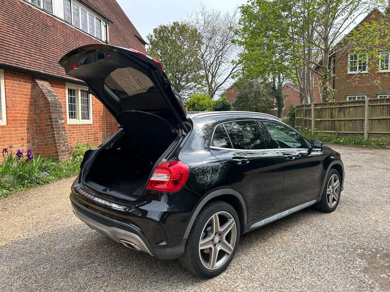 MERCEDES-BENZ GLA CLASS