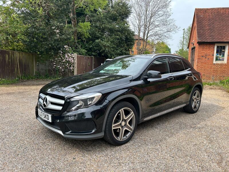 MERCEDES-BENZ GLA CLASS