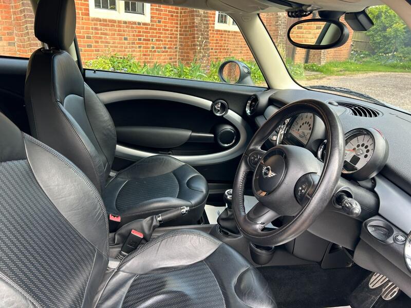 View MINI HATCH 1.6 Cooper S Hatch