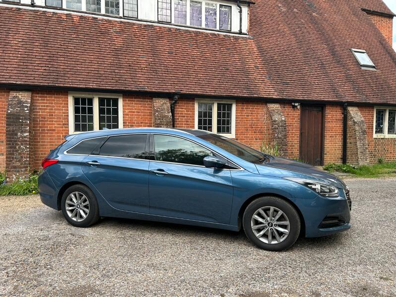 View HYUNDAI I40 1.7 CRDi Blue Drive SE Nav