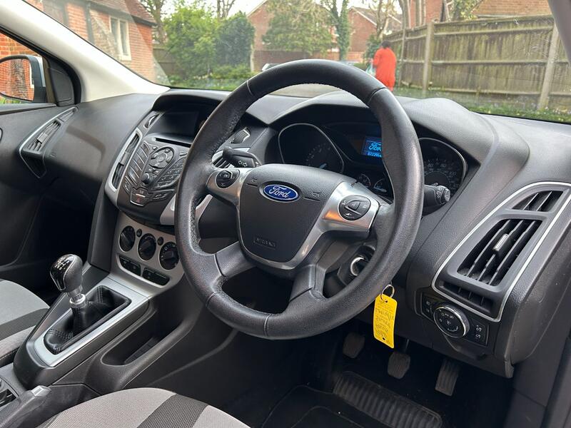 FORD FOCUS