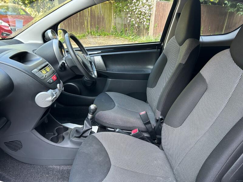 View TOYOTA AYGO 1.0 VVT-i Mode