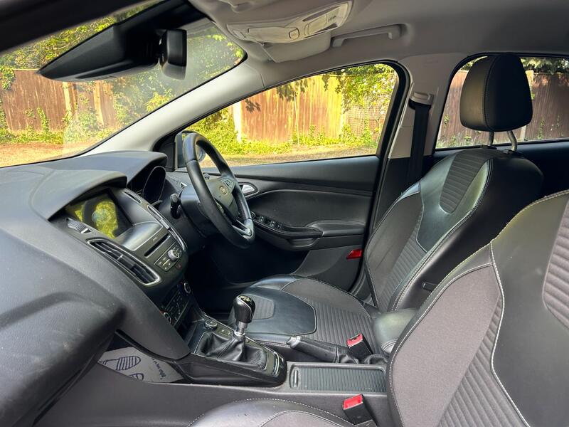 View FORD FOCUS 1.5 TDCi Titanium X