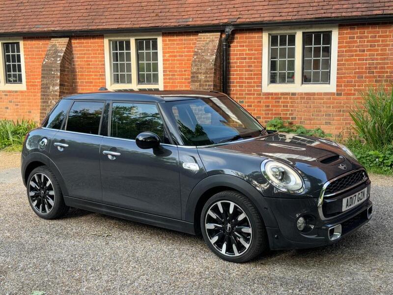 View MINI HATCH 2.0 5-Door Hatch Cooper S