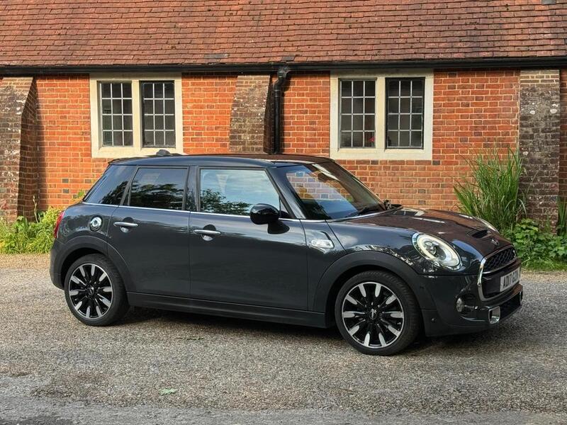 View MINI HATCH 2.0 5-Door Hatch Cooper S