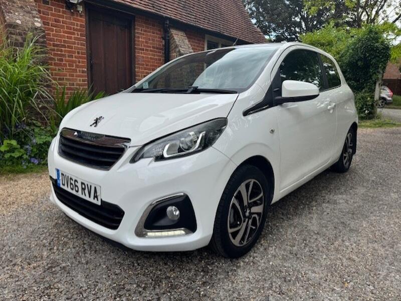 PEUGEOT 108